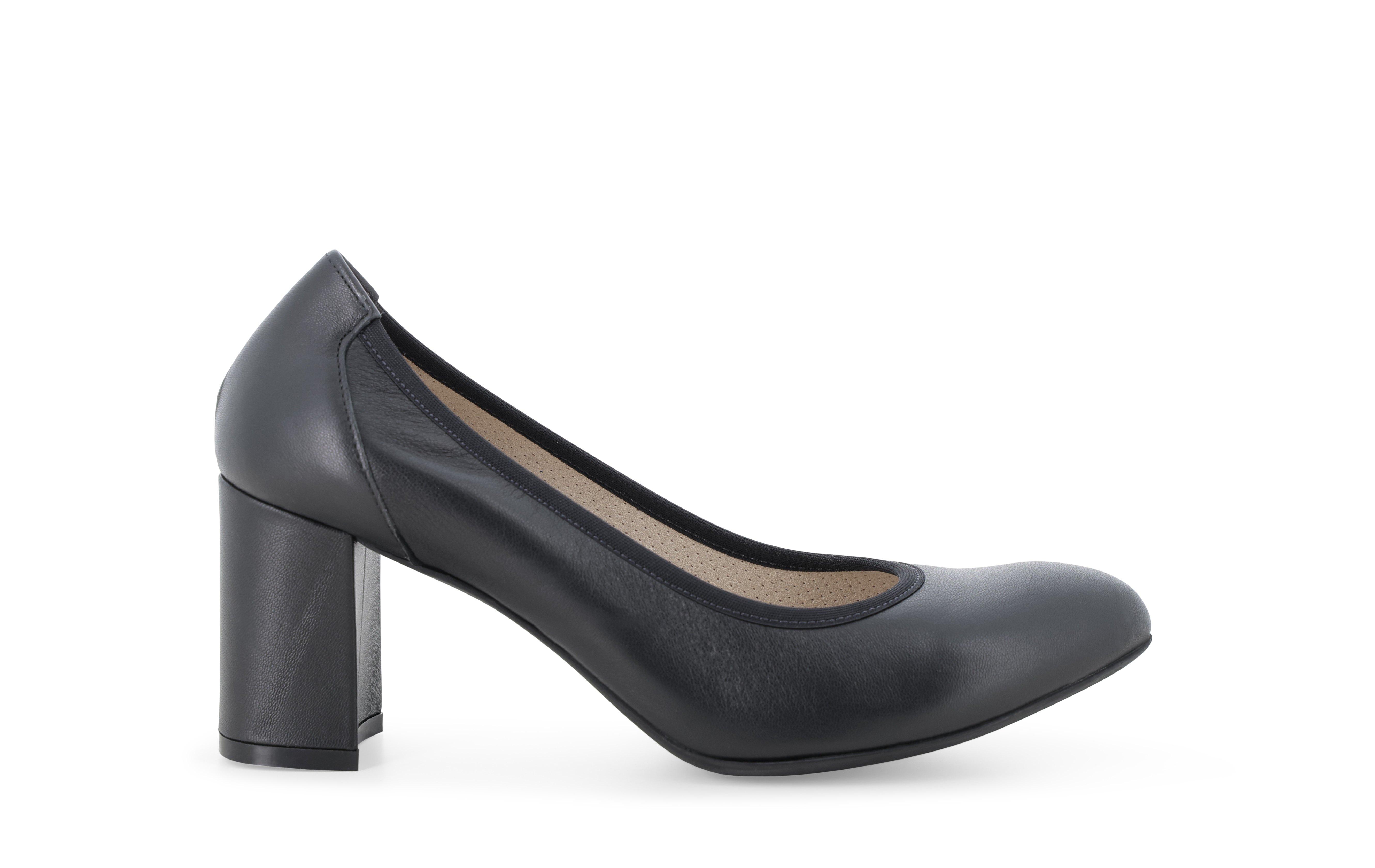 Décolleté classica in pelle nera con tacco a blocco d110q 35