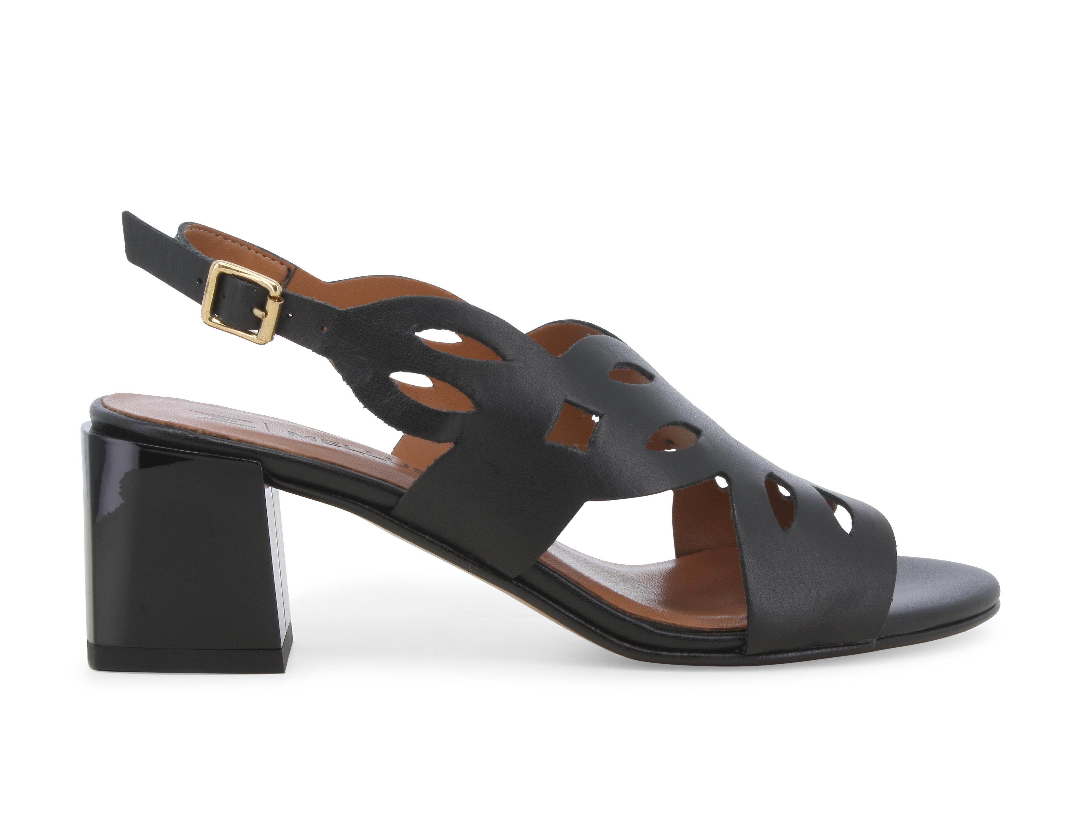 Sandalo in pelle con cut-out nero k35507q 34