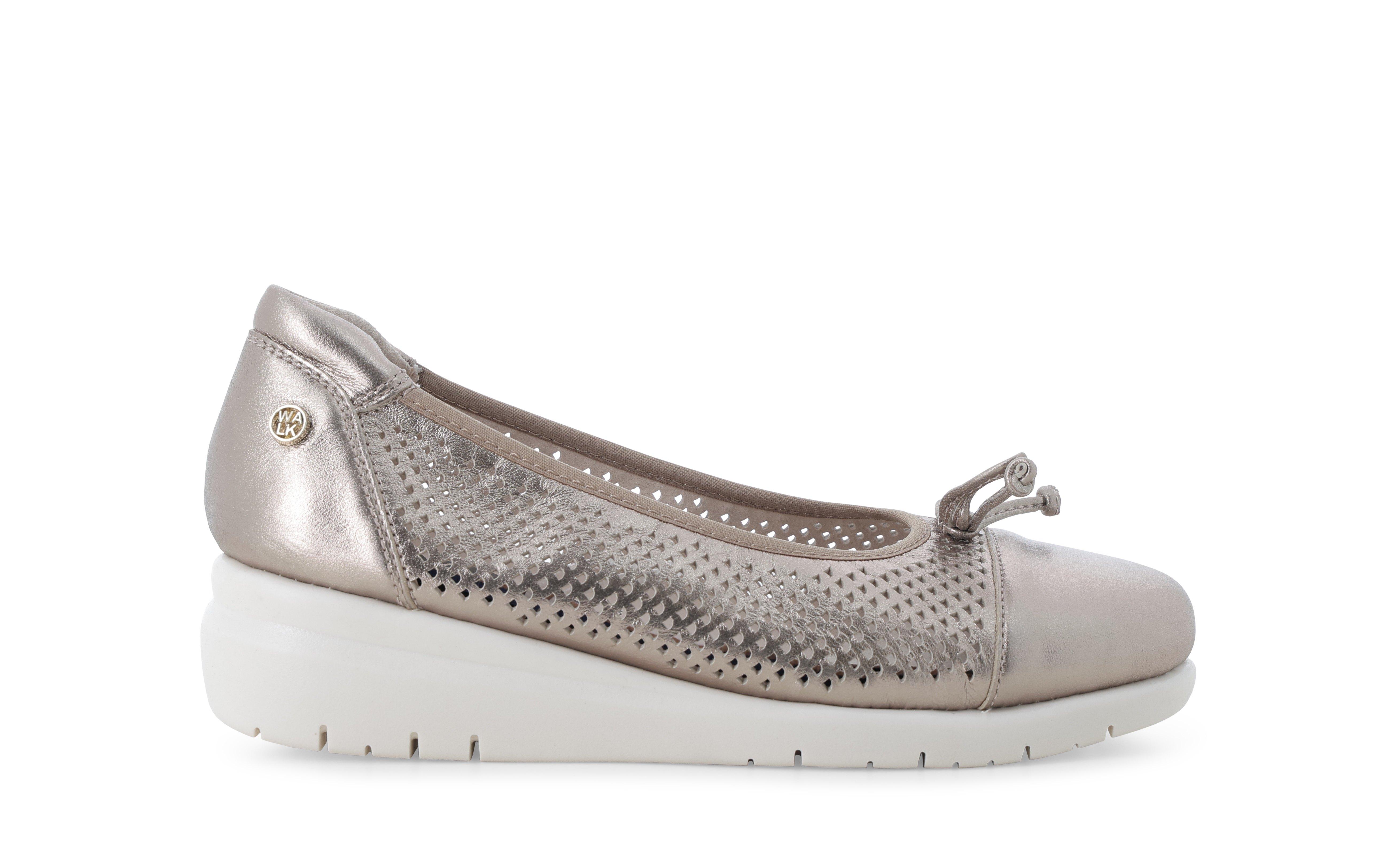 Décolleté donna comodo su zeppa in pelle platino k55485 37