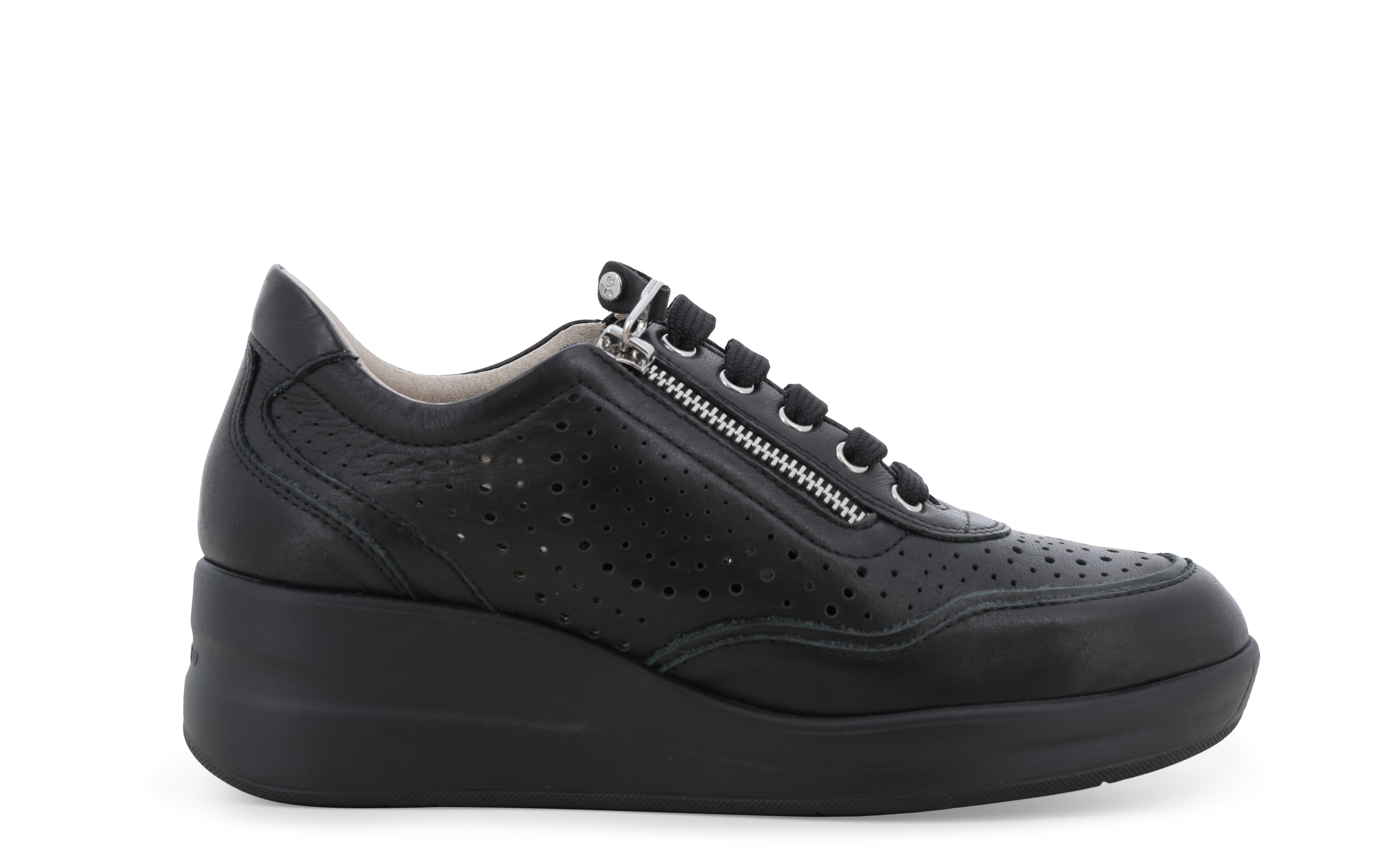 Sneakers nera in pelle traforata con cerniera laterale r20258q 36.5