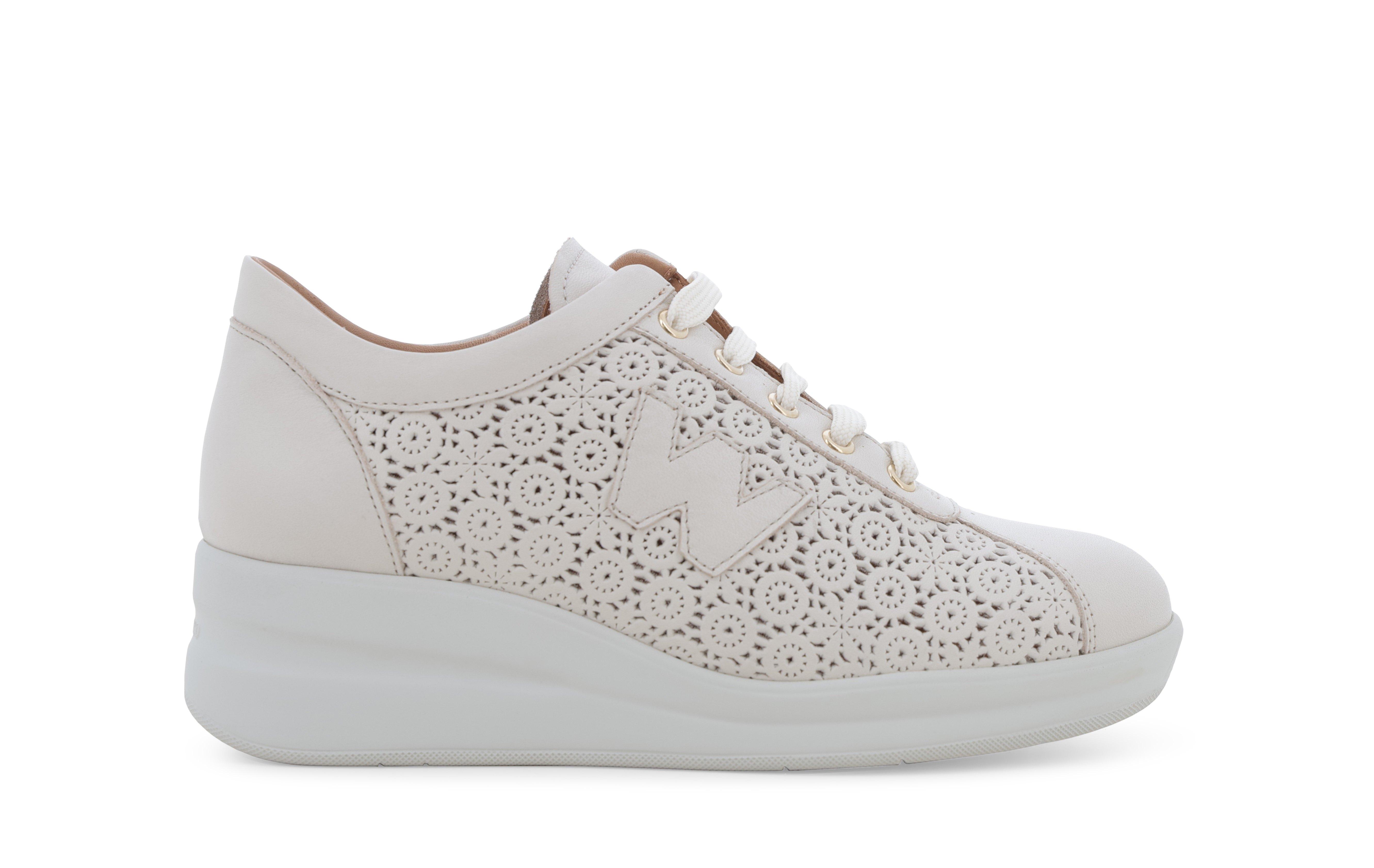 Sneakers platform panna con lavorazione traforata a fiori r20265 33