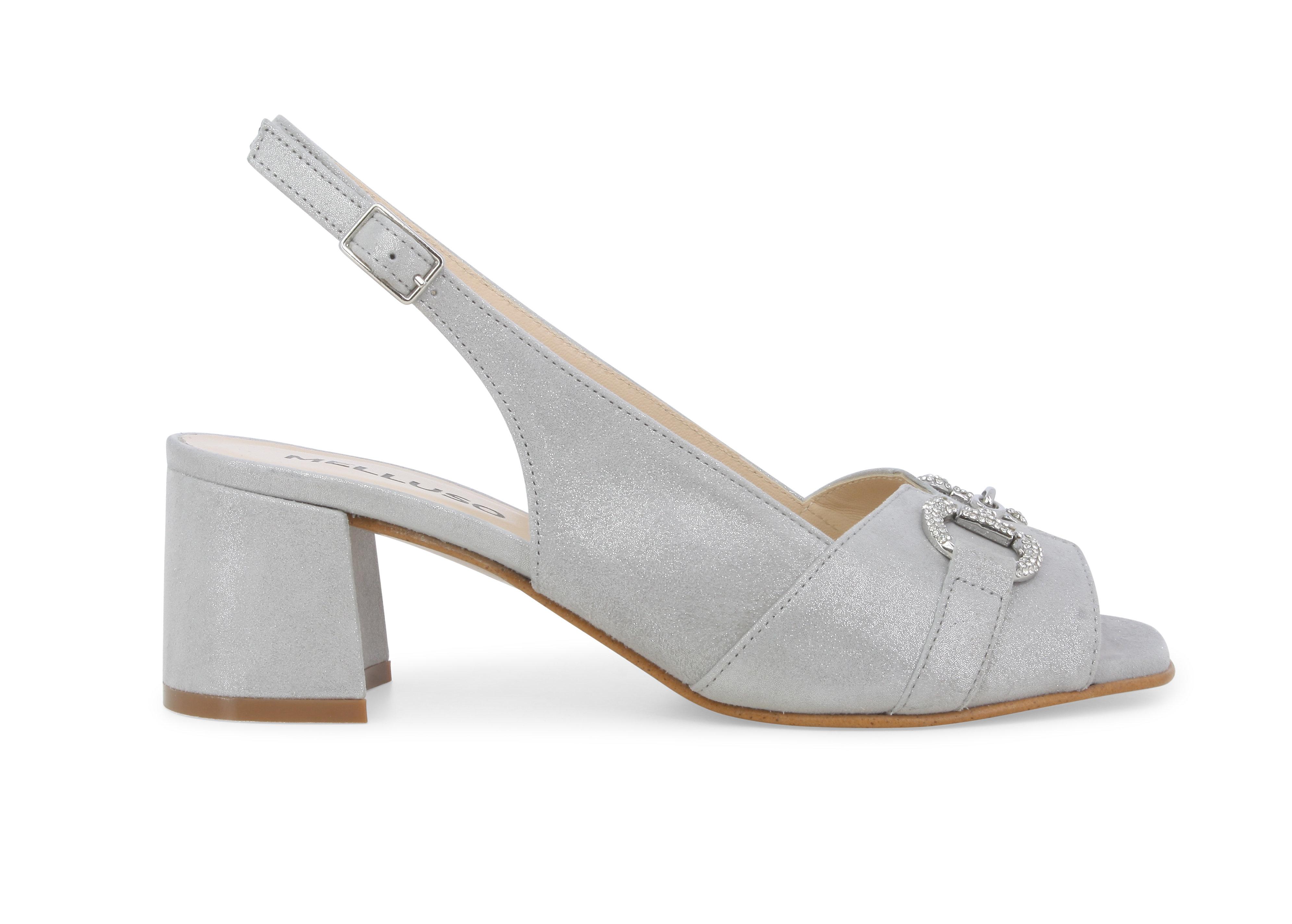 Sandalo spuntato luminoso grigio argento con fibbia gioiello s641q