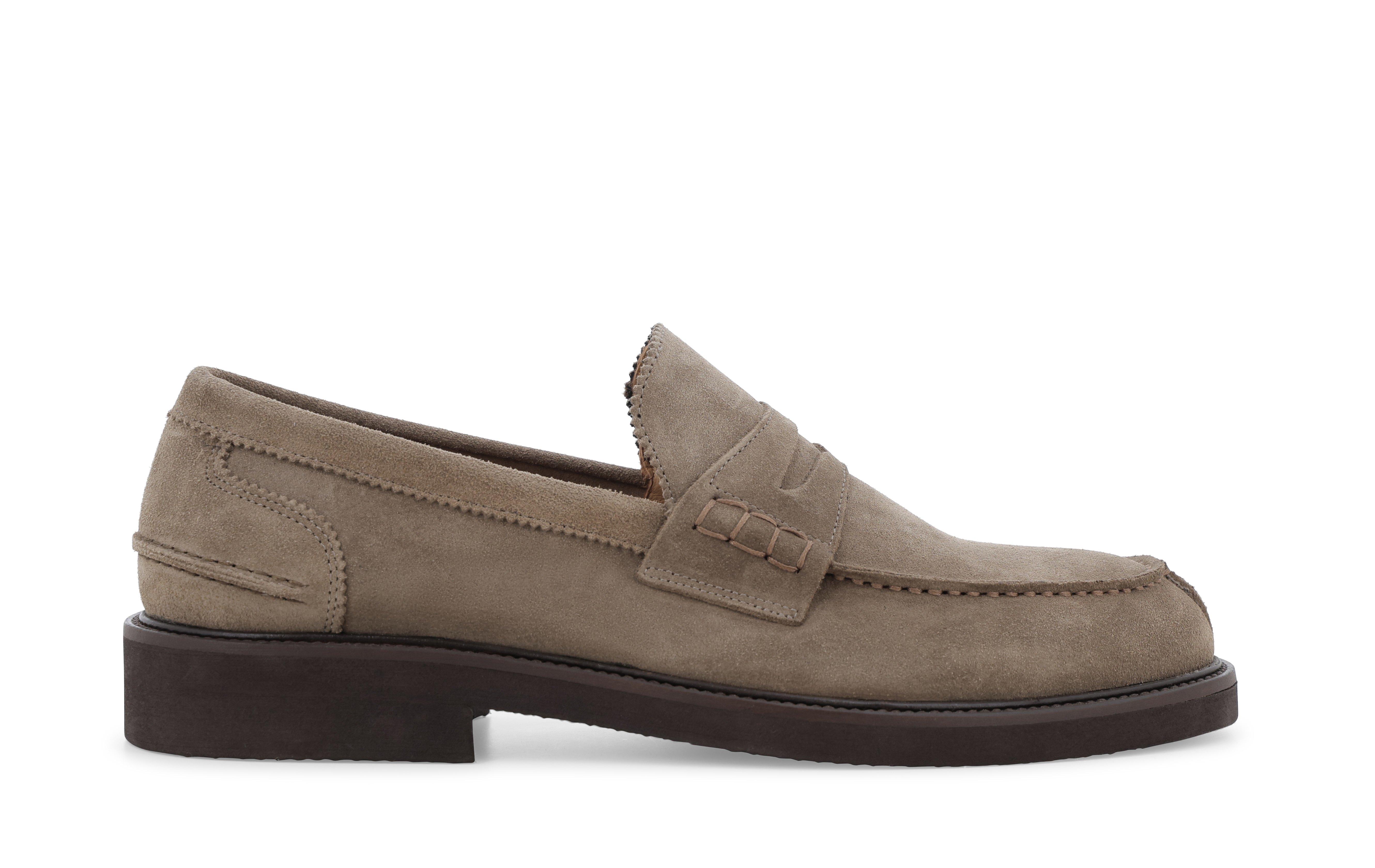 Mocassino classico in camoscio color fango u0890q