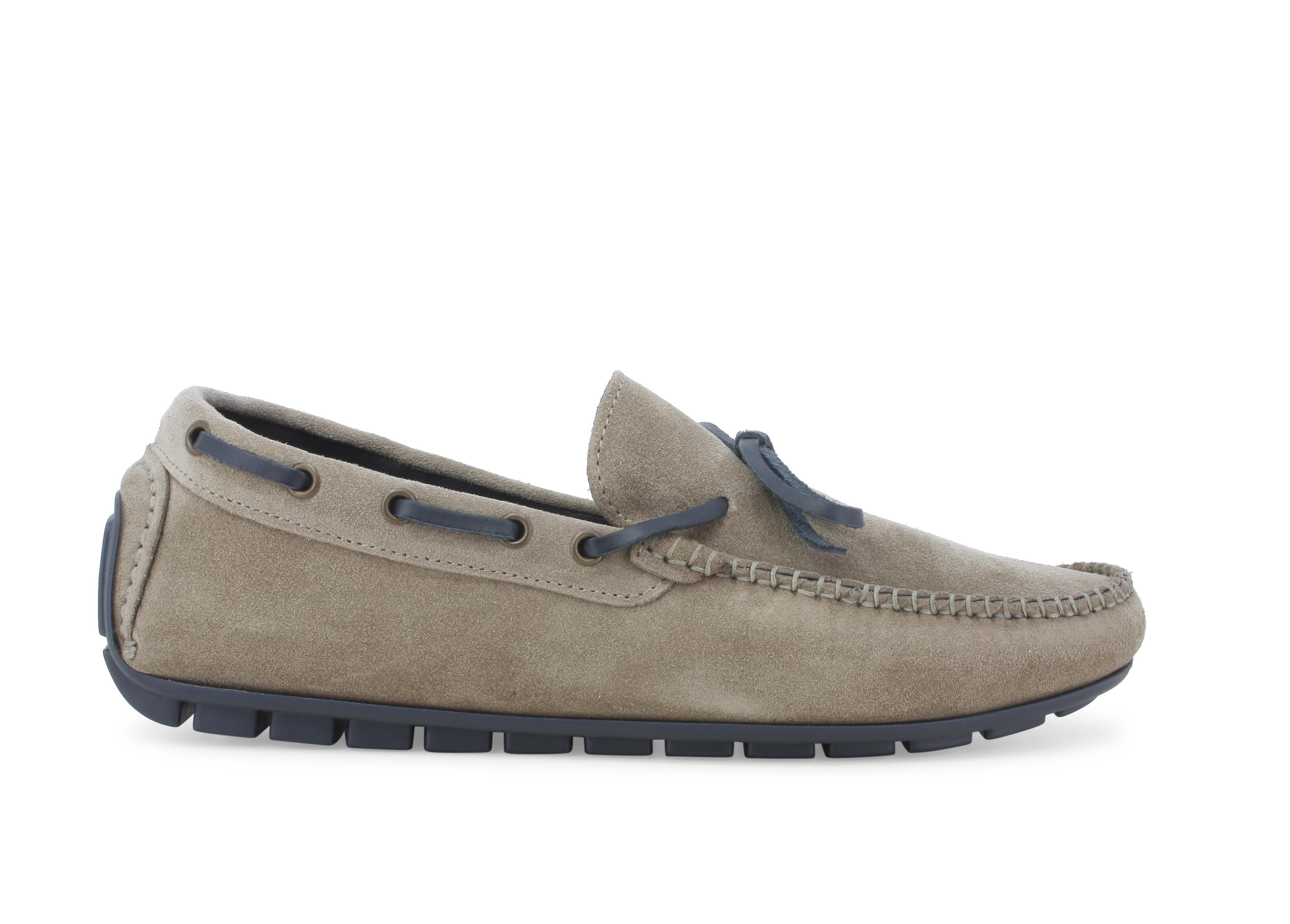 Mocassino driver in camoscio color tortora con laccetti u16007q