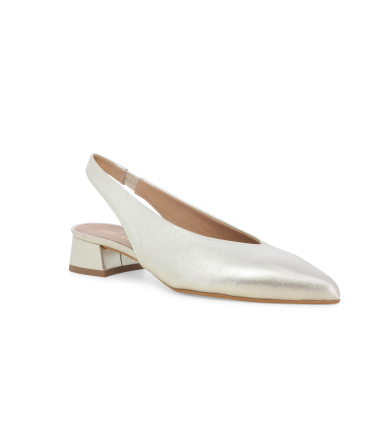 Slingback melluso in pelle platino con tacco basso quadrato d156q