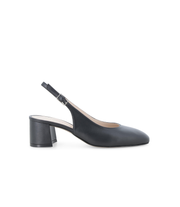 Slingback comfort in pelle nera con tacco a blocco d180q