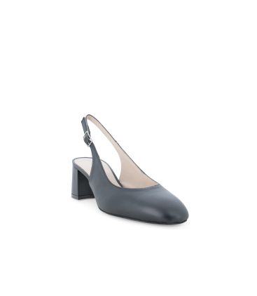 Slingback comfort in pelle nera con tacco a blocco d180q