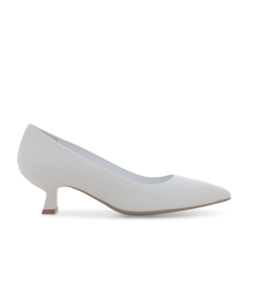 Décolleté sposa bianca in pelle con tacco basso a rocchetto d200