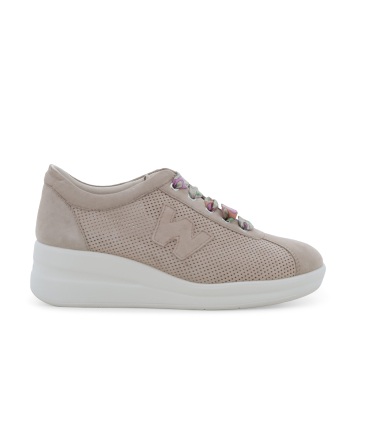 Sneaker walk in camoscio beige cipria con lacci fantasia r20245q