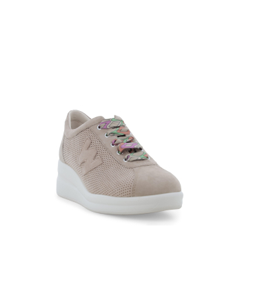 Sneaker walk in camoscio beige cipria con lacci fantasia r20245q