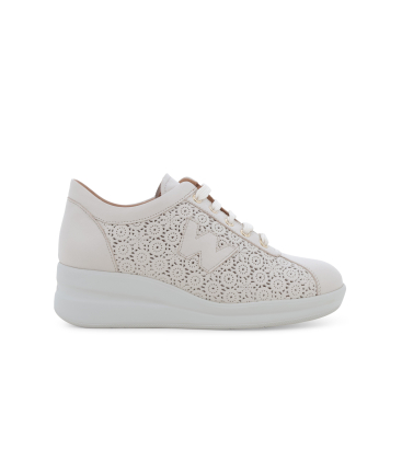 Sneakers platform panna con lavorazione traforata a fiori r20265