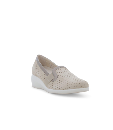 Mocassino slip-on comfort beige con riporto bronzo traforato con zeppa r30618q