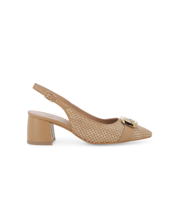 Slingback intrecciata color cuoio con fibbia metallica v313