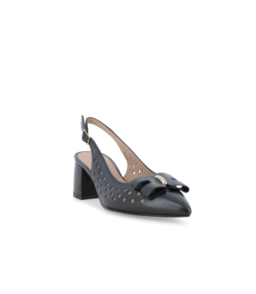 Slingback elegante in pelle nera traforata con fiocco v314