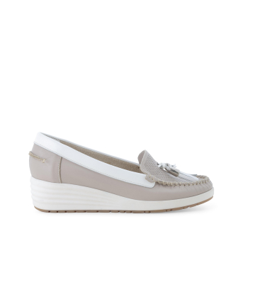 Mocassino con zeppa comodo in pelle platino 01027q
