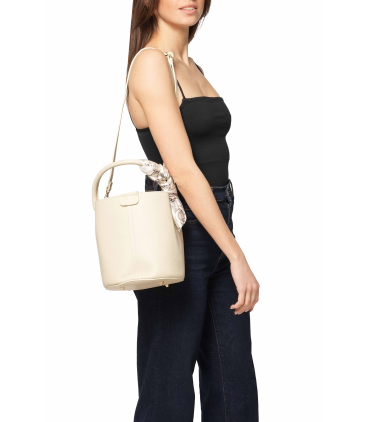 Tasche mit Umhaengeriemen aus Leder Beige Milchweiss bor582