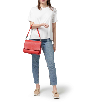 Tasche mit Umhaengeriemen aus Leder Rot bor996