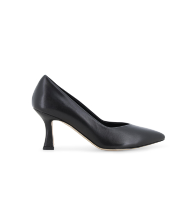 Décolleté classica a punta in pelle nera d170q