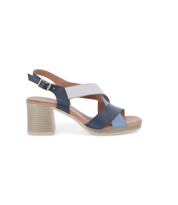 Sandalo donna comodo basso in pelle blu e jeans k56143