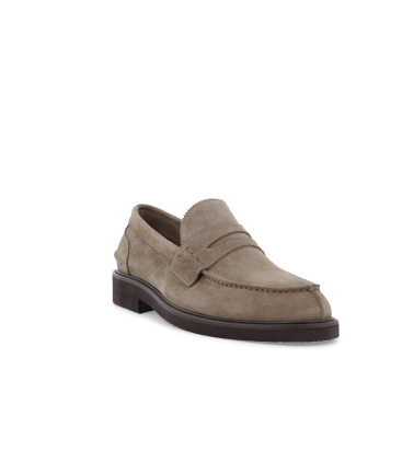 Mocassino classico in camoscio color fango u0890q