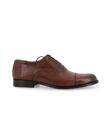 Scarpa stringata classica cap toe in pelle marrone brunito