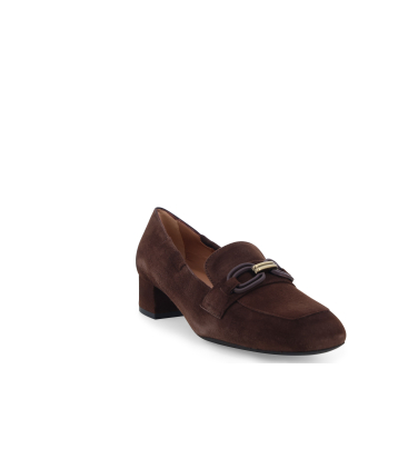 Mocassino donna tacco basso in camoscio marrone a268