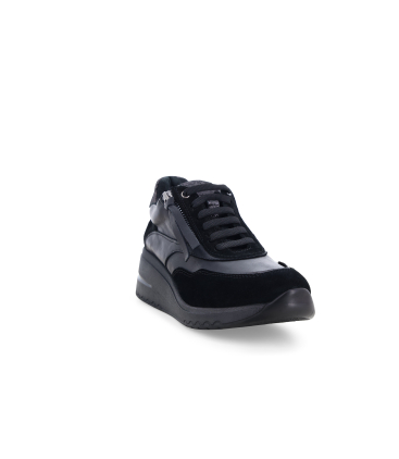 Sneakers donna in pelle e camoscio nero k56252