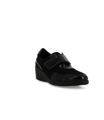 Mocassino donna con velcro in vernice e camoscio nero k91623q