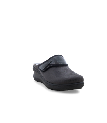 Pantofola donna con plantare estraibile in camoscio nero pd909q