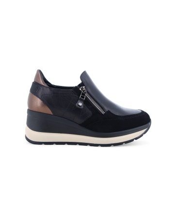 r25552q-264177-0000.jpg