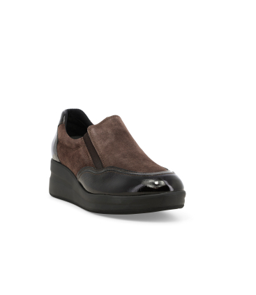 Sneakers donna in camoscio e vernice marrone r25641q