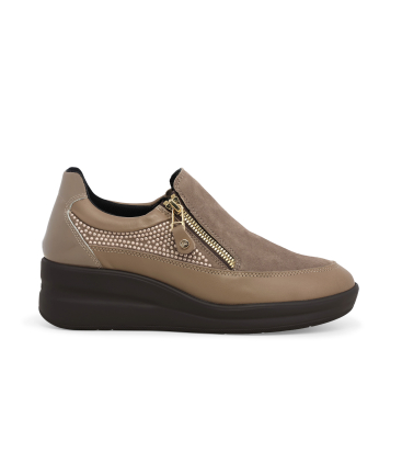 r25657q-264155-0000.jpg