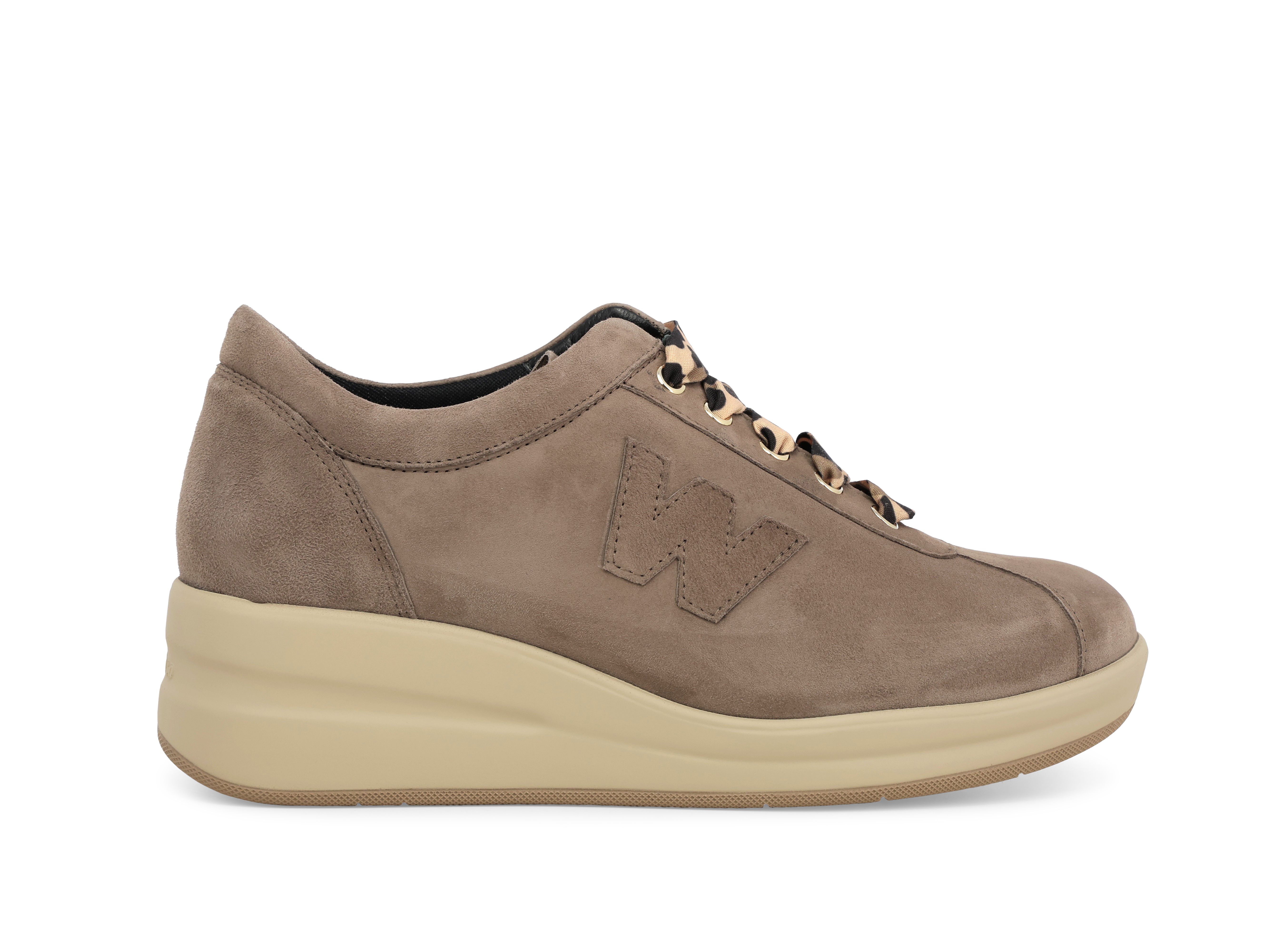 Sneakers donna in camoscio beige con laccio fantasia r25656q